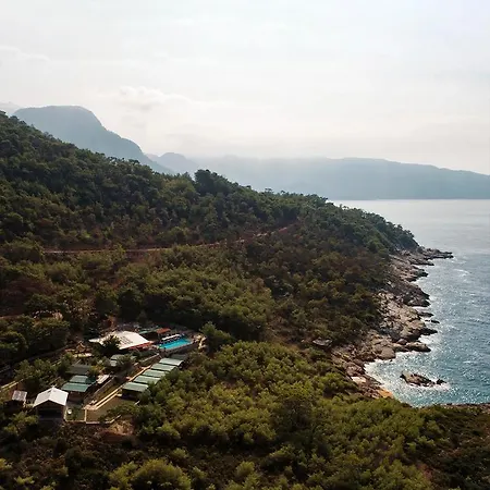 Campsite Rocas Roja Beach Faralya