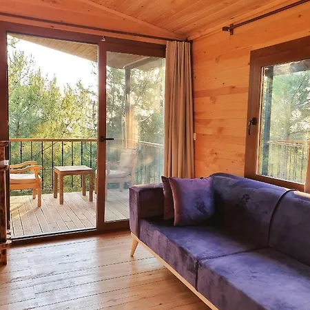 Rocas Roja Beach مكان تخييم