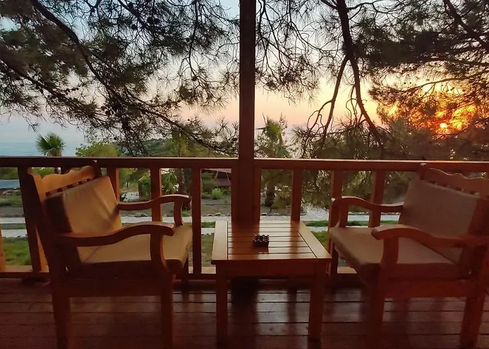 Rocas Roja Beach * Faralya